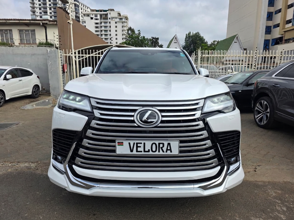 Lexus LX 600
